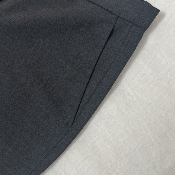 Theory Grey Pants | Size 2 | New - Picture 4 of 7